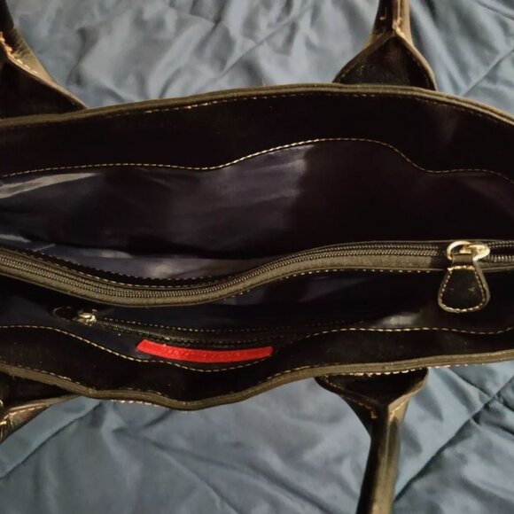 SOLD Tommy Hilfiger Logo Jacquard Leather Striped Tote Bag in Gray and Black - Picture 5 of 10